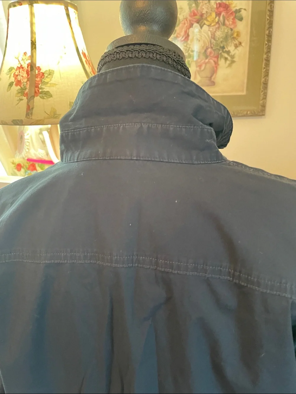 Unisex  Lululemon -Navy Button-Down Shirt - Picture 11 of 14